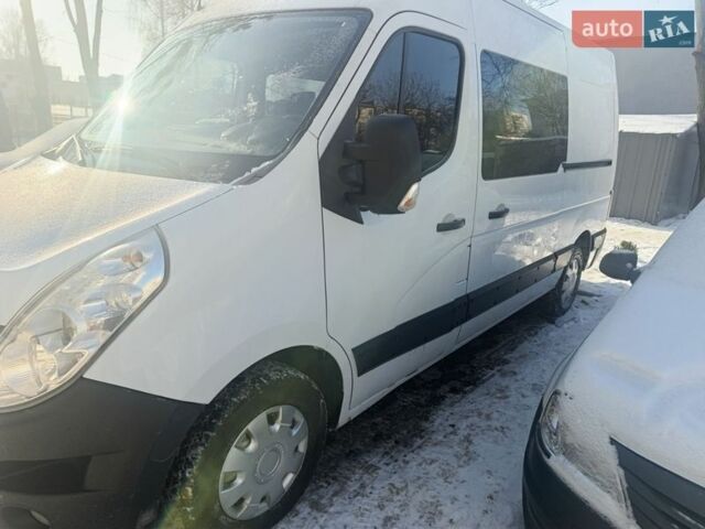 Белый Рено Мастер, объемом двигателя 6.9 л и пробегом 290 тыс. км за 12500 $, фото 2 на Automoto.ua