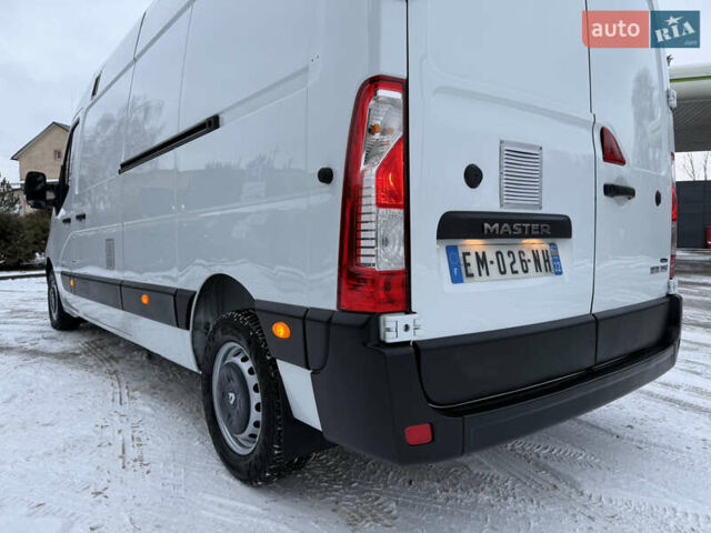 Белый Рено Мастер, объемом двигателя 2.3 л и пробегом 280 тыс. км за 17500 $, фото 9 на Automoto.ua