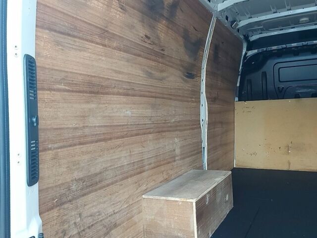 Белый Рено Мастер, объемом двигателя 2.3 л и пробегом 182 тыс. км за 18300 $, фото 51 на Automoto.ua
