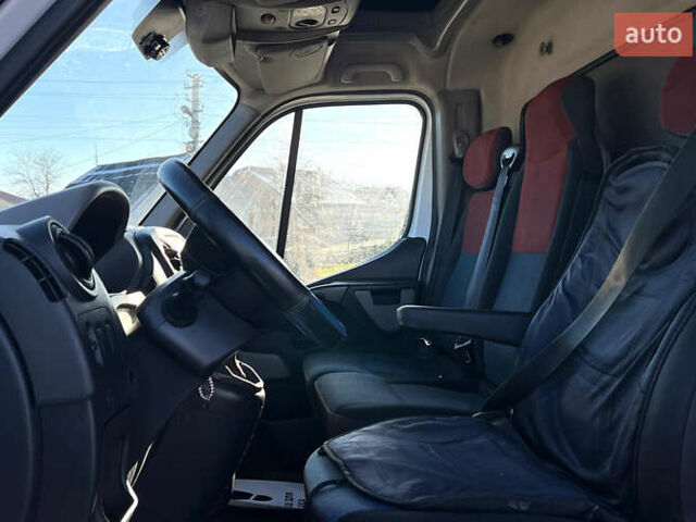 Білий Рено Мастєр, об'ємом двигуна 2.3 л та пробігом 302 тис. км за 14500 $, фото 9 на Automoto.ua