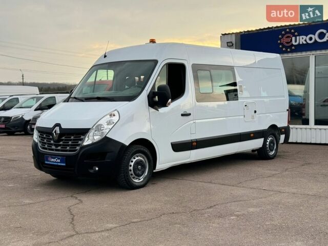 Белый Рено Мастер, объемом двигателя 2.3 л и пробегом 204 тыс. км за 23500 $, фото 1 на Automoto.ua