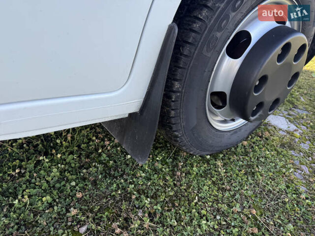 Білий Рено Мастєр, об'ємом двигуна 0 л та пробігом 217 тис. км за 19700 $, фото 20 на Automoto.ua