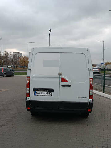 Белый Рено Мастер, объемом двигателя 2.3 л и пробегом 162 тыс. км за 12000 $, фото 3 на Automoto.ua