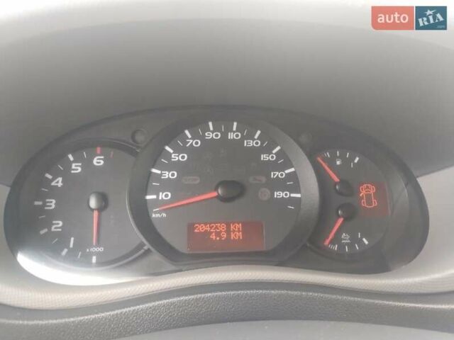 Білий Рено Мастєр, об'ємом двигуна 2.3 л та пробігом 204 тис. км за 17300 $, фото 13 на Automoto.ua