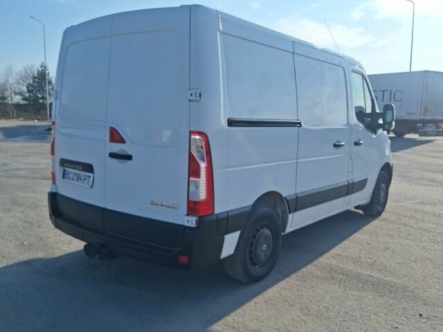 Белый Рено Мастер, объемом двигателя 2.3 л и пробегом 336 тыс. км за 13500 $, фото 11 на Automoto.ua