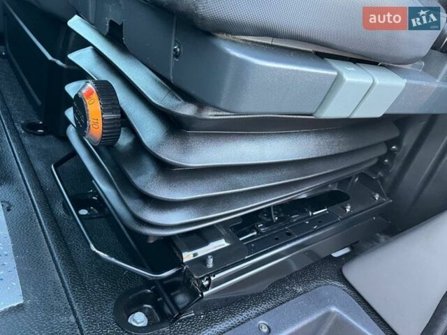 Белый Рено Мастер, объемом двигателя 2.3 л и пробегом 250 тыс. км за 17500 $, фото 22 на Automoto.ua