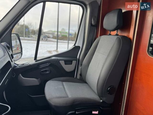 Білий Рено Мастєр, об'ємом двигуна 2.3 л та пробігом 187 тис. км за 16900 $, фото 31 на Automoto.ua