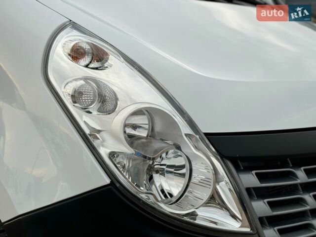 Белый Рено Мастер, объемом двигателя 2.3 л и пробегом 204 тыс. км за 23500 $, фото 16 на Automoto.ua