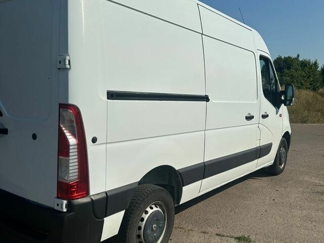 Белый Рено Мастер, объемом двигателя 2.3 л и пробегом 256 тыс. км за 14500 $, фото 2 на Automoto.ua