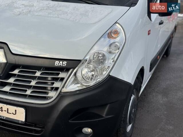 Білий Рено Мастєр, об'ємом двигуна 2.3 л та пробігом 187 тис. км за 16900 $, фото 17 на Automoto.ua