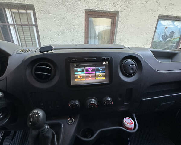 Білий Рено Мастєр, об'ємом двигуна 2.3 л та пробігом 270 тис. км за 18500 $, фото 8 на Automoto.ua