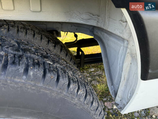 Білий Рено Мастєр, об'ємом двигуна 0 л та пробігом 217 тис. км за 19700 $, фото 21 на Automoto.ua