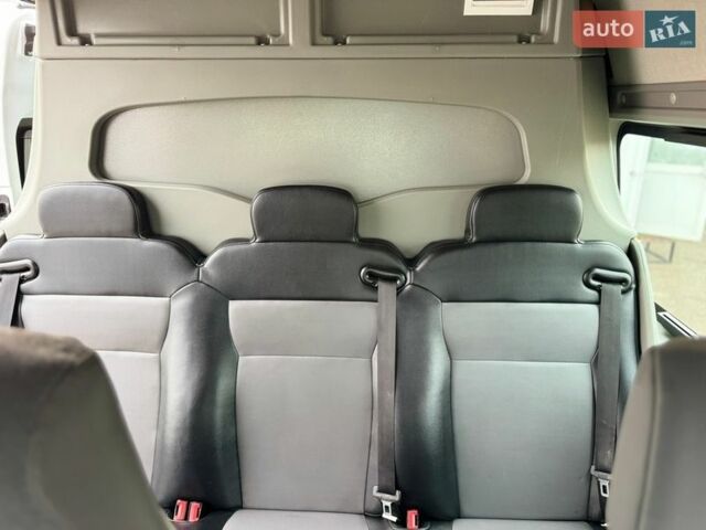 Белый Рено Мастер, объемом двигателя 2.3 л и пробегом 204 тыс. км за 23500 $, фото 71 на Automoto.ua
