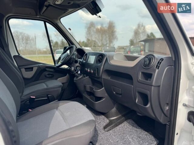 Белый Рено Мастер, объемом двигателя 2.3 л и пробегом 187 тыс. км за 16600 $, фото 57 на Automoto.ua