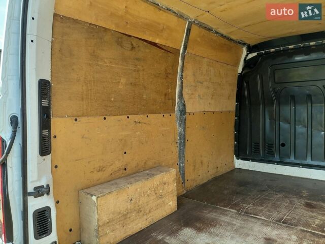 Белый Рено Мастер, объемом двигателя 2.3 л и пробегом 358 тыс. км за 14600 $, фото 12 на Automoto.ua