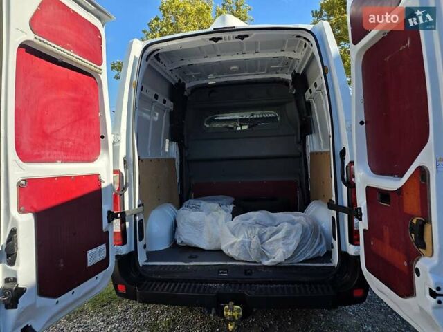 Білий Рено Мастєр, об'ємом двигуна 2.3 л та пробігом 190 тис. км за 18600 $, фото 11 на Automoto.ua