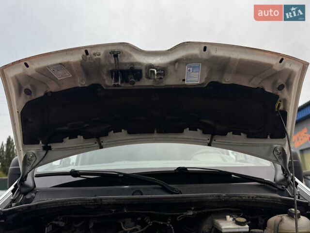 Белый Рено Мастер, объемом двигателя 2.3 л и пробегом 80 тыс. км за 16999 $, фото 36 на Automoto.ua