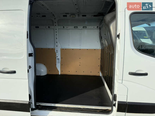 Белый Рено Мастер, объемом двигателя 2.3 л и пробегом 250 тыс. км за 15800 $, фото 13 на Automoto.ua