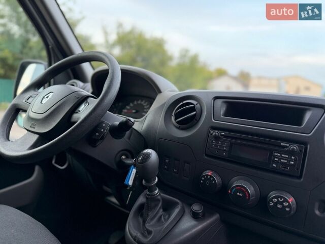Білий Рено Мастєр, об'ємом двигуна 2.3 л та пробігом 265 тис. км за 17200 $, фото 35 на Automoto.ua