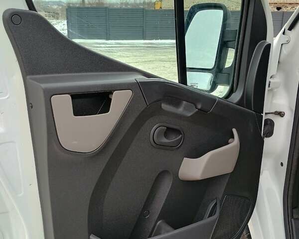 Білий Рено Мастєр, об'ємом двигуна 0 л та пробігом 293 тис. км за 14300 $, фото 22 на Automoto.ua