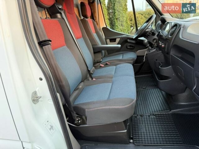 Білий Рено Мастєр, об'ємом двигуна 2.3 л та пробігом 262 тис. км за 16500 $, фото 82 на Automoto.ua