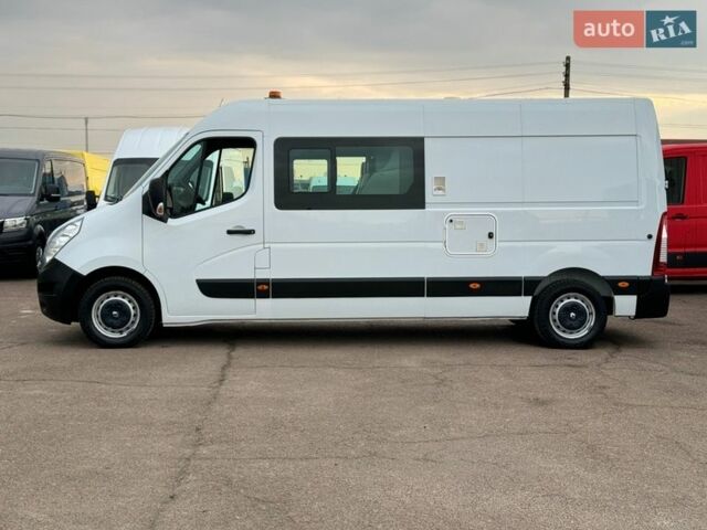 Белый Рено Мастер, объемом двигателя 2.3 л и пробегом 204 тыс. км за 23500 $, фото 3 на Automoto.ua
