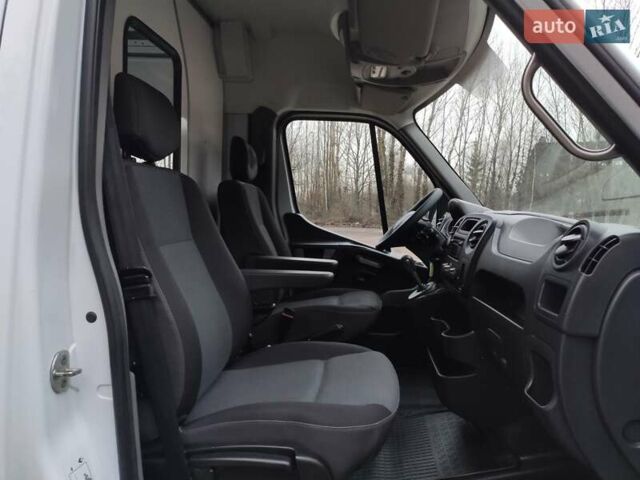 Белый Рено Мастер, объемом двигателя 2.3 л и пробегом 314 тыс. км за 13900 $, фото 20 на Automoto.ua