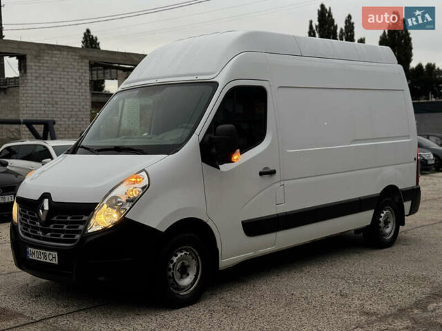 Белый Рено Мастер, объемом двигателя 2.3 л и пробегом 80 тыс. км за 16999 $, фото 2 на Automoto.ua