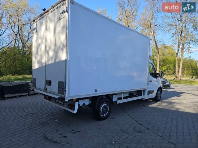 Белый Рено Мастер, объемом двигателя 2.3 л и пробегом 325 тыс. км за 15500 $, фото 6 на Automoto.ua