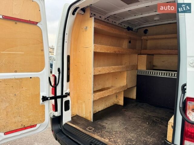 Белый Рено Мастер, объемом двигателя 2.3 л и пробегом 204 тыс. км за 23500 $, фото 72 на Automoto.ua