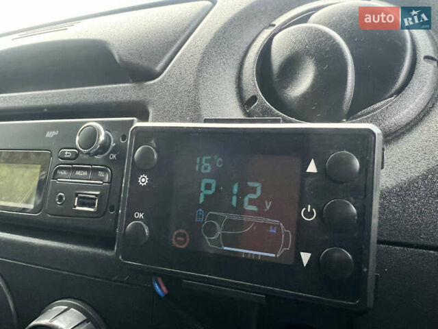 Рено Мастер 2017 в Бердичеве на Automoto.ua Белый Рено Мастер, объемом двигателя 2.3 л и пробегом 210 тыс. км за 16900 $, фото 39 на Automoto.ua
