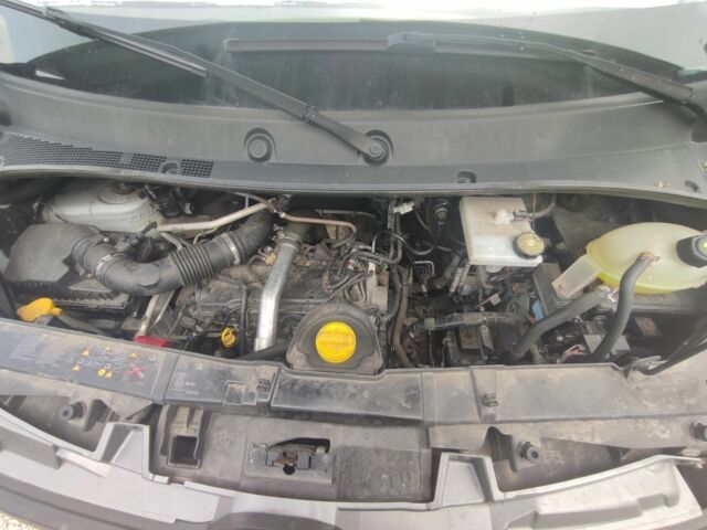 Білий Рено Мастєр, об'ємом двигуна 2.3 л та пробігом 297 тис. км за 14700 $, фото 10 на Automoto.ua