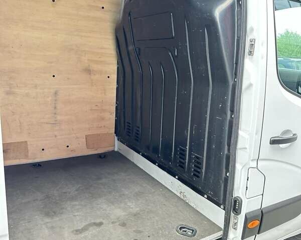 Білий Рено Мастєр, об'ємом двигуна 0 л та пробігом 118 тис. км за 16700 $, фото 20 на Automoto.ua