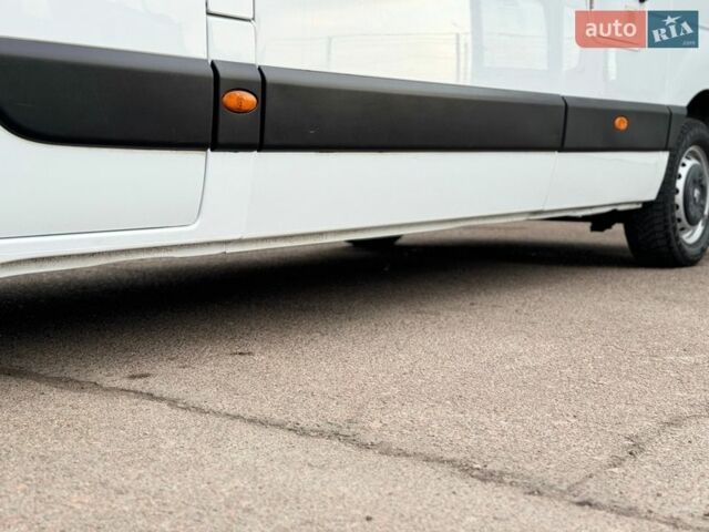 Белый Рено Мастер, объемом двигателя 2.3 л и пробегом 204 тыс. км за 23500 $, фото 23 на Automoto.ua