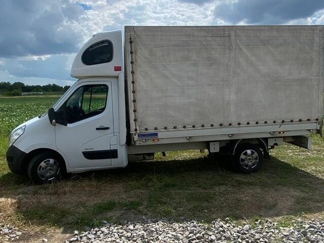 Белый Рено Мастер, объемом двигателя 2.3 л и пробегом 583 тыс. км за 13500 $, фото 1 на Automoto.ua