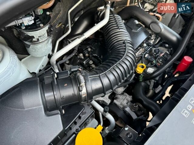 Білий Рено Мастєр, об'ємом двигуна 2.3 л та пробігом 262 тис. км за 16500 $, фото 117 на Automoto.ua