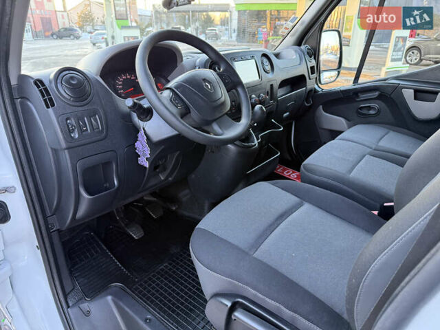 Белый Рено Мастер, объемом двигателя 2.3 л и пробегом 292 тыс. км за 16500 $, фото 46 на Automoto.ua