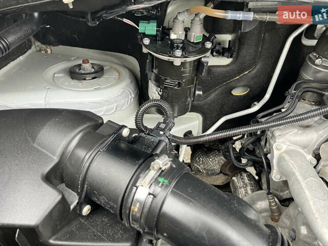 Белый Рено Мастер, объемом двигателя 2.3 л и пробегом 250 тыс. км за 17888 $, фото 45 на Automoto.ua