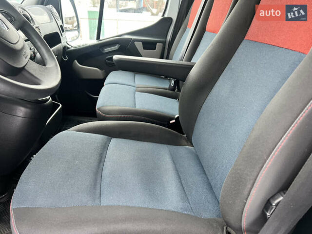 Білий Рено Мастєр, об'ємом двигуна 2.3 л та пробігом 210 тис. км за 16900 $, фото 21 на Automoto.ua