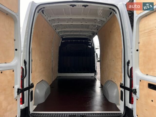 Белый Рено Мастер, объемом двигателя 2.3 л и пробегом 218 тыс. км за 16500 $, фото 19 на Automoto.ua