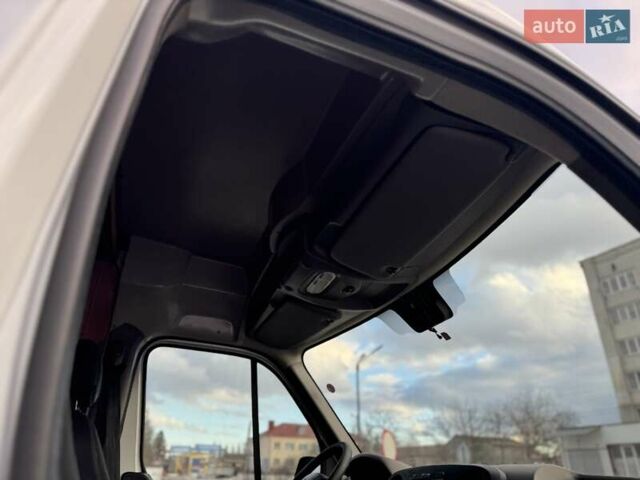 Білий Рено Мастєр, об'ємом двигуна 2.3 л та пробігом 187 тис. км за 16900 $, фото 49 на Automoto.ua