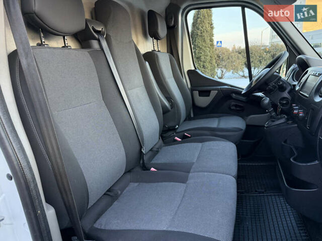 Белый Рено Мастер, объемом двигателя 2.3 л и пробегом 292 тыс. км за 16500 $, фото 65 на Automoto.ua