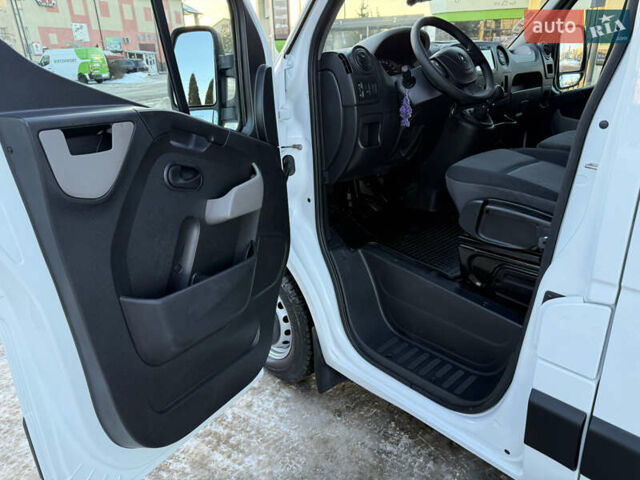 Белый Рено Мастер, объемом двигателя 2.3 л и пробегом 292 тыс. км за 16500 $, фото 37 на Automoto.ua