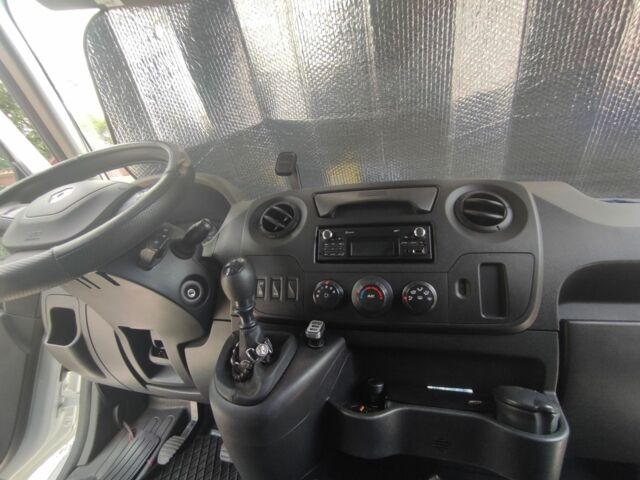 Білий Рено Мастєр, об'ємом двигуна 2.3 л та пробігом 297 тис. км за 14700 $, фото 7 на Automoto.ua