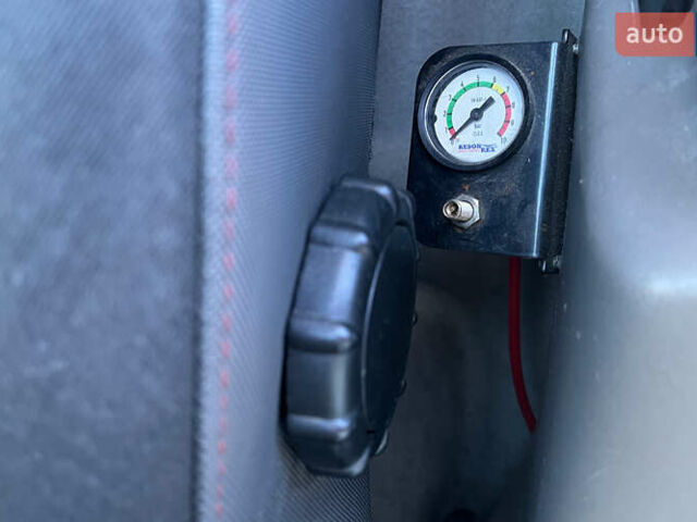 Білий Рено Мастєр, об'ємом двигуна 2.3 л та пробігом 302 тис. км за 14500 $, фото 16 на Automoto.ua