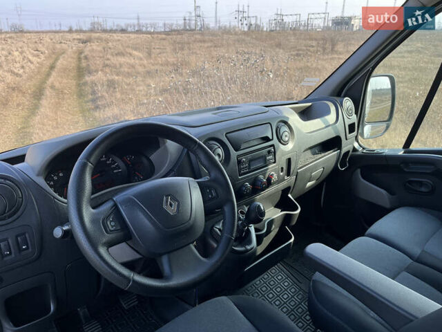 Білий Рено Мастєр, об'ємом двигуна 2.3 л та пробігом 247 тис. км за 17600 $, фото 10 на Automoto.ua