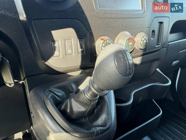 Білий Рено Мастєр, об'ємом двигуна 0 л та пробігом 217 тис. км за 19700 $, фото 42 на Automoto.ua