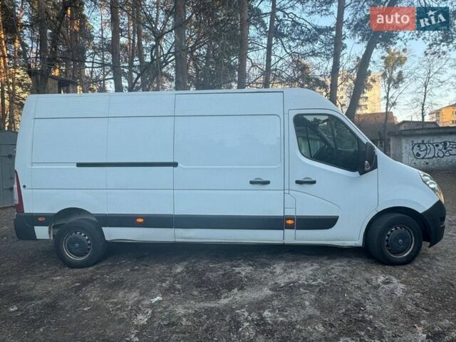 Белый Рено Мастер, объемом двигателя 2.3 л и пробегом 312 тыс. км за 13500 $, фото 1 на Automoto.ua