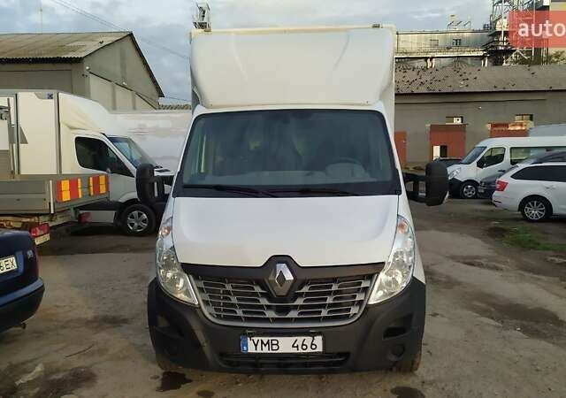 Белый Рено Мастер, объемом двигателя 2.3 л и пробегом 270 тыс. км за 18850 $, фото 2 на Automoto.ua