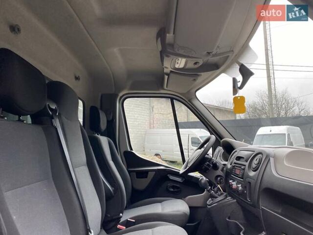 Белый Рено Мастер, объемом двигателя 2.3 л и пробегом 162 тыс. км за 18300 $, фото 33 на Automoto.ua